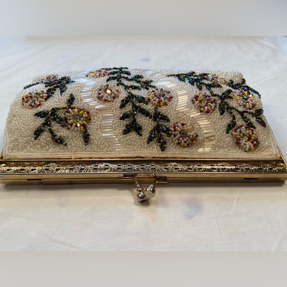 Vintage 50’s, Beaded clutch purse, light colors, floral - Picture 6 of 6